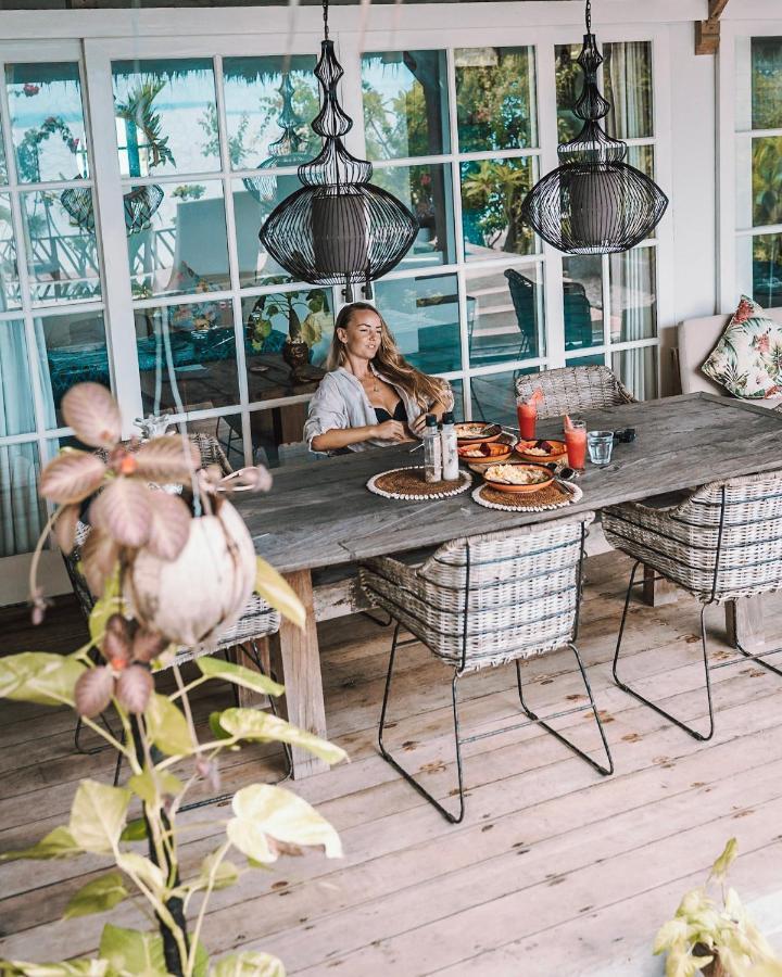 Serenity Luxurious Beachfront Villa & Spa With Private Infinity Pool, 8 Guests 吉利阿尔 外观 照片