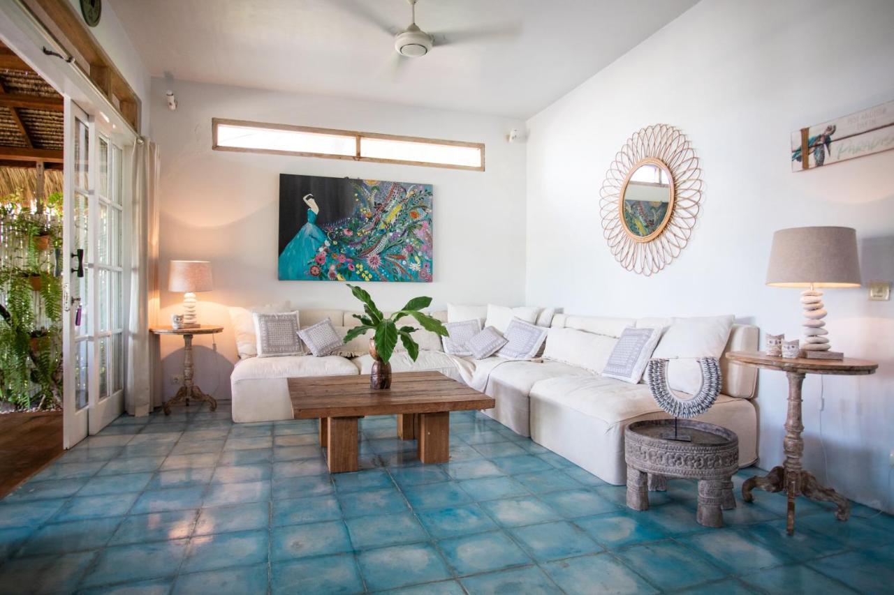 Serenity Luxurious Beachfront Villa & Spa With Private Infinity Pool, 8 Guests 吉利阿尔 外观 照片